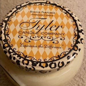 Tyler candle-Sugarbaby
